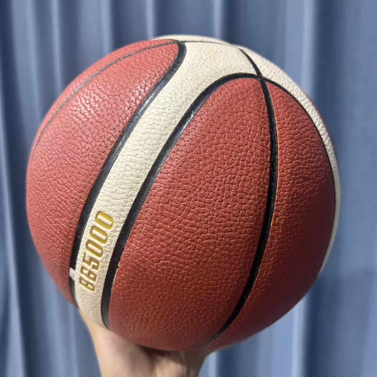 PU Standard Basketball for Indoor & Outdoor Use - Basketball - 校园体育课训练、班级联赛、业余街头篮球、室内球馆实战、居家投篮练习、篮球爱好者礼物赠送、培训机构批量采购。 4