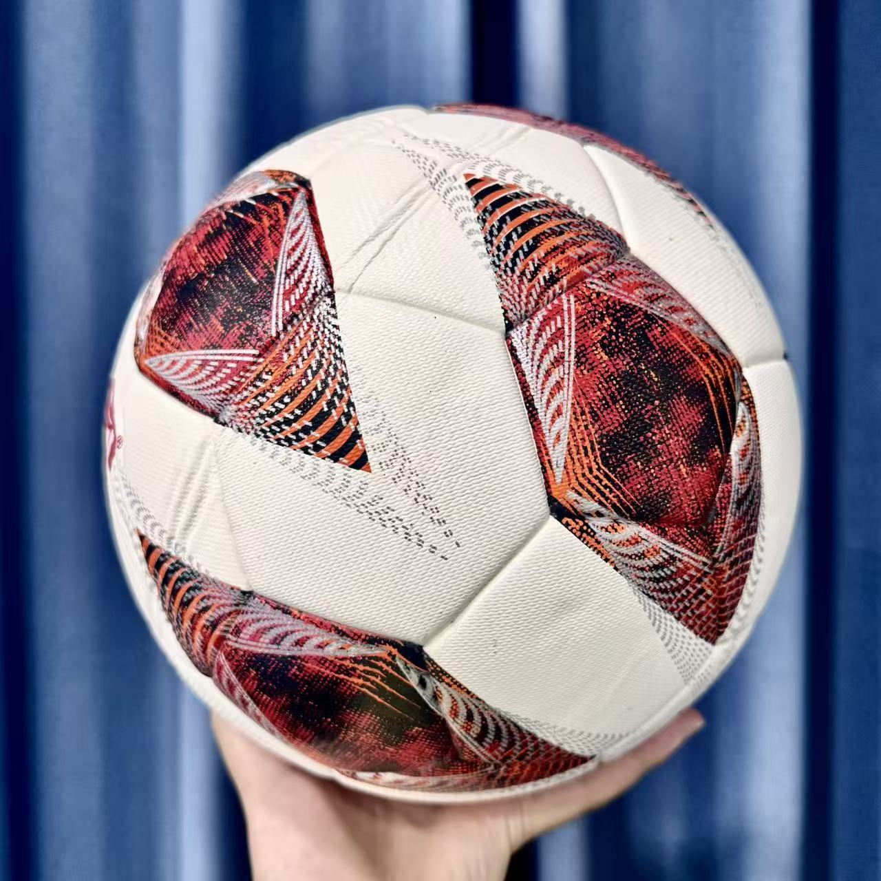 Custom Pattern Soccer Standard Training and Match Ball - football - 日常训练场景 2